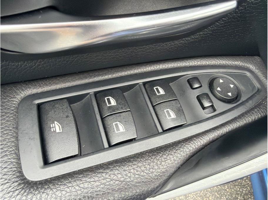 Used 2015 BMW 435i Convertible RWD image 8