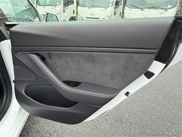 Used 2018 Tesla Model 3 Mid Range image 16