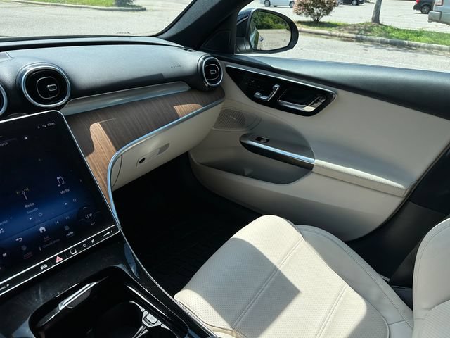Used 2022 Mercedes-Benz C 300 4MATIC Sedan image 32