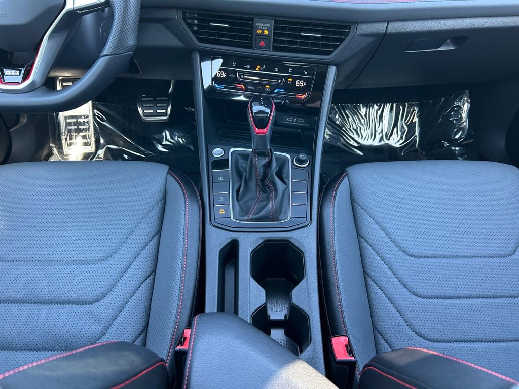 Used 2026 Volkswagen Jetta GLI Autobahn FWD image 12