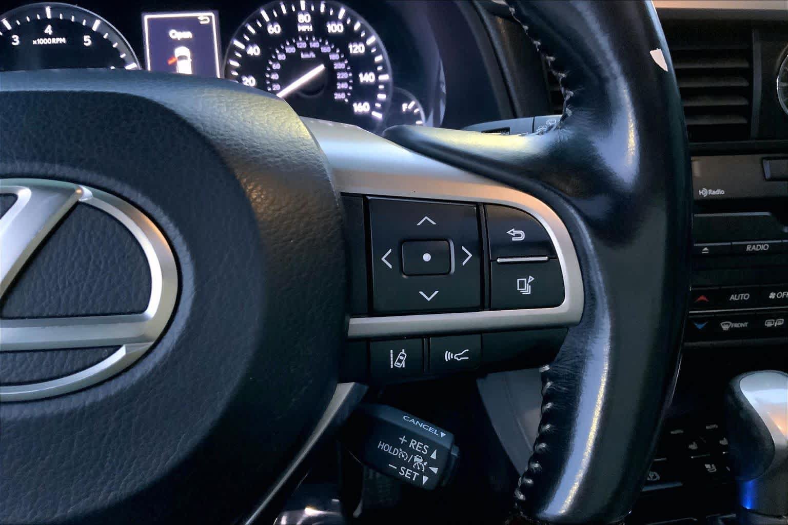 Used 2018 Lexus RX 350L FWD image 22