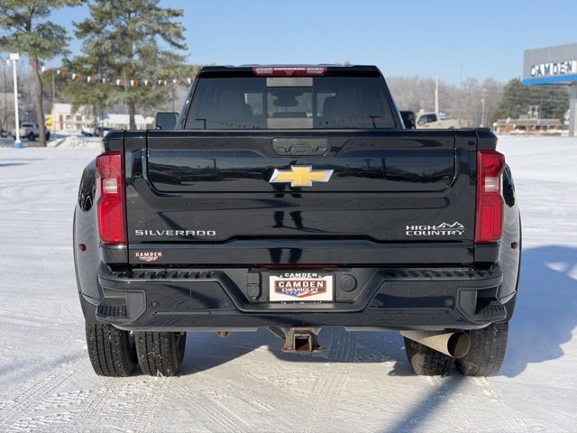 Used 2024 Chevrolet Silverado 3500 High Country image 14