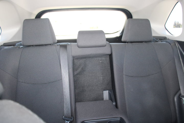 Certified 2024 Toyota RAV4 LE FWD image 21