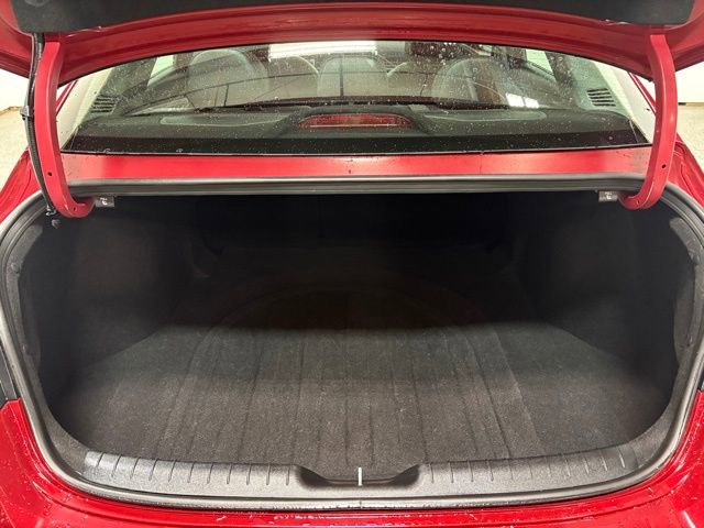 Used 2024 Hyundai Elantra Limited image 10