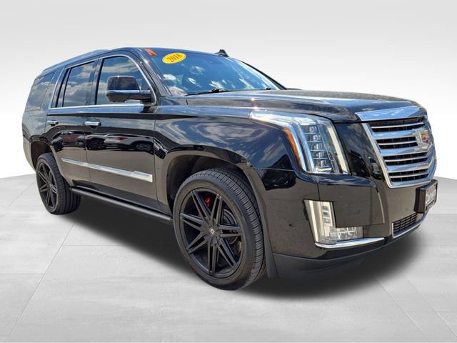 Used 2018 Cadillac Escalade Platinum AWD/4WD image 1