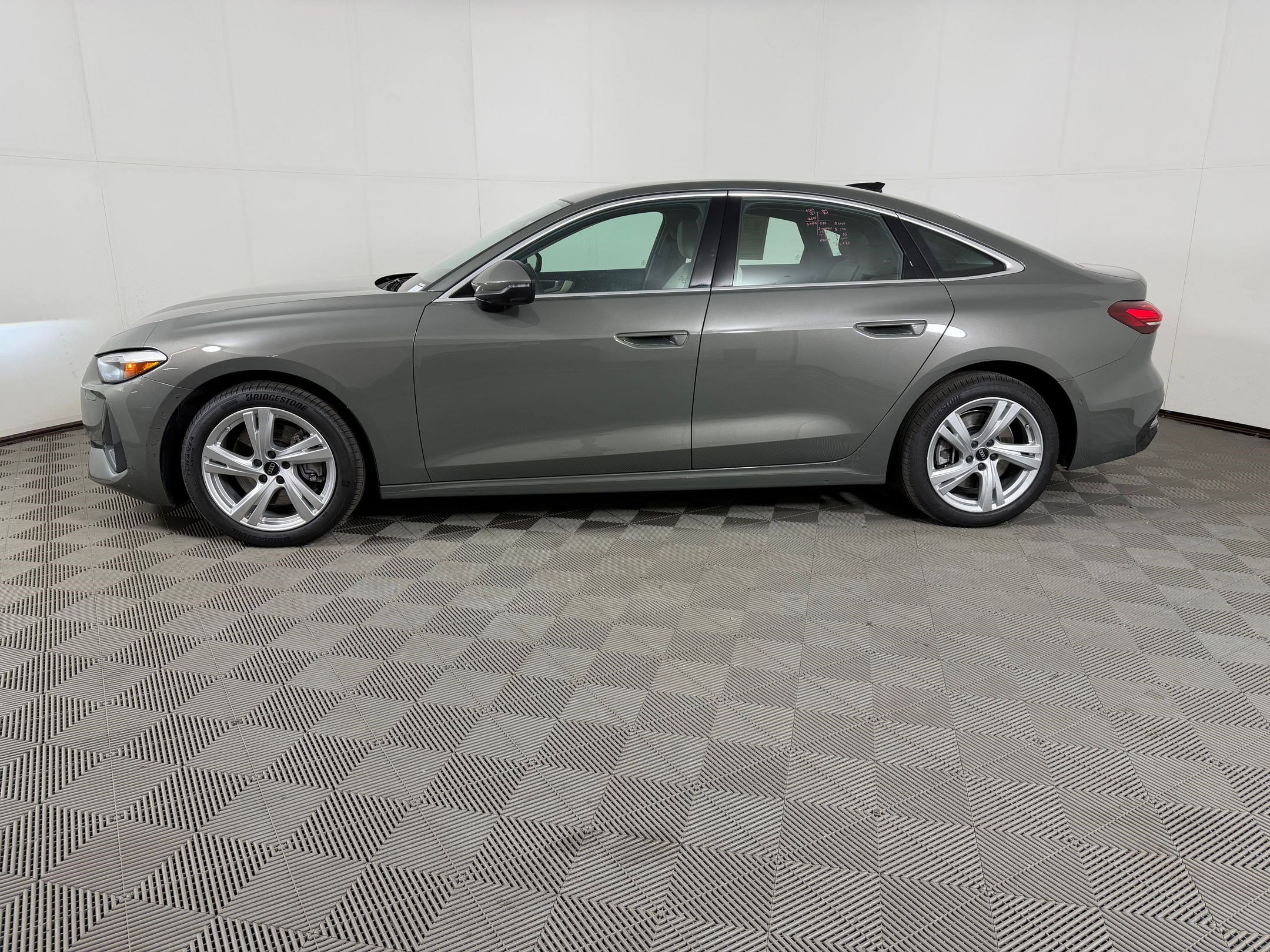 Used 2025 Audi A5 2.0T Premium w/ Convenience Package AWD/4WD image 2