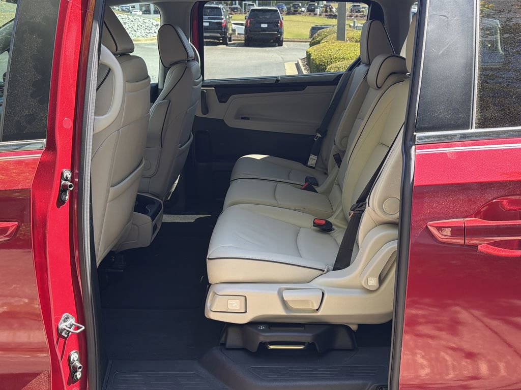 Used 2025 Honda Odyssey Touring image 20
