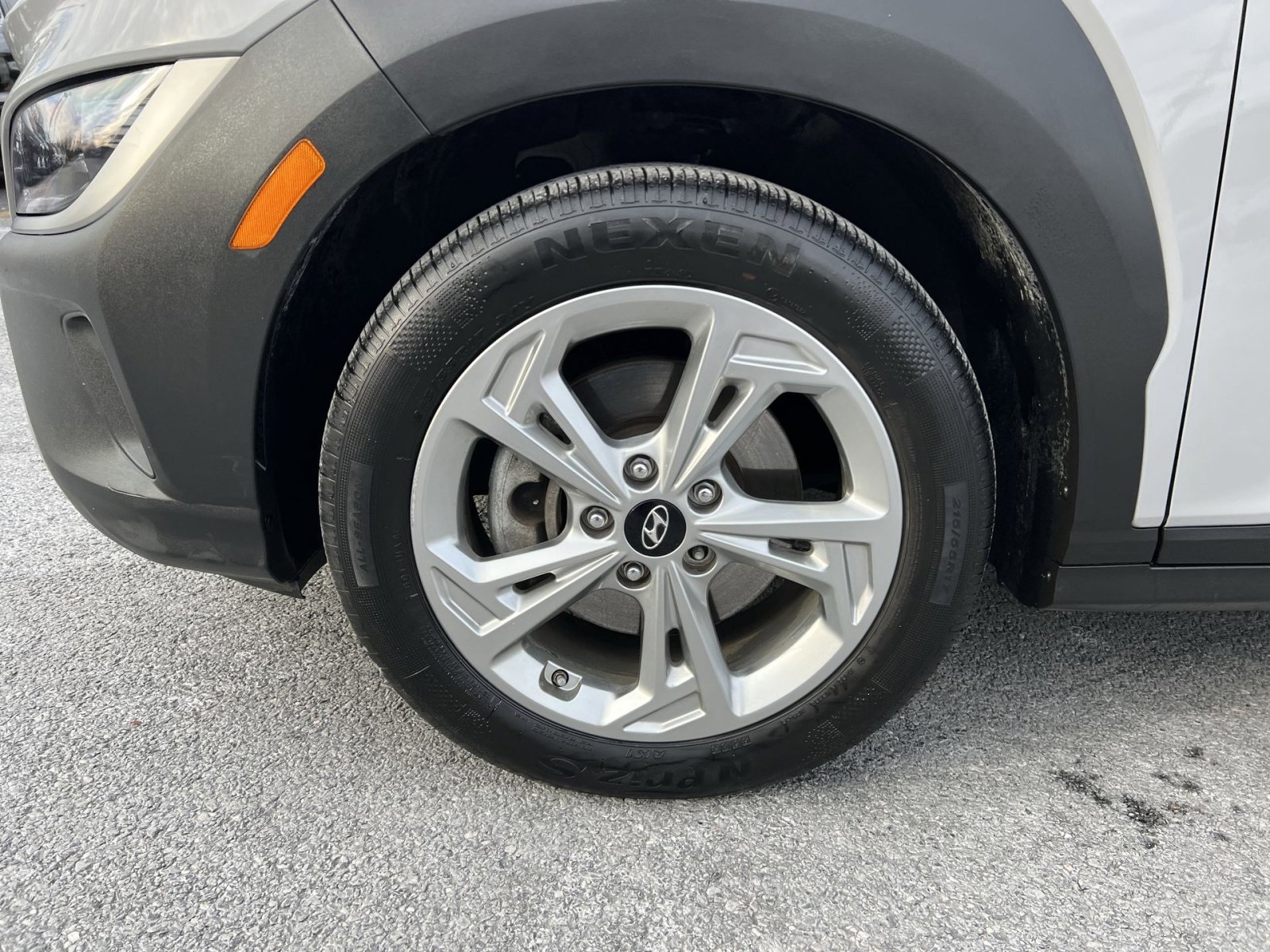 Used 2023 Hyundai Kona SEL w/ Cargo Package image 12