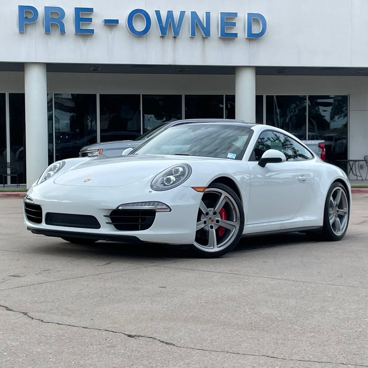 Used 2014 Porsche 911 Carrera 4S AWD/4WD image 2