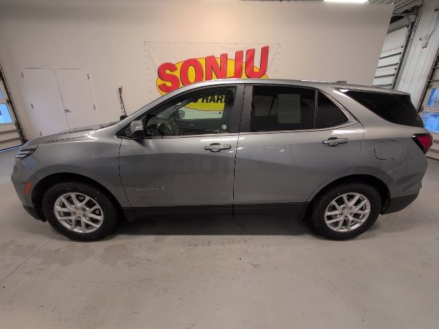 Used 2024 Chevrolet Equinox LT image 2