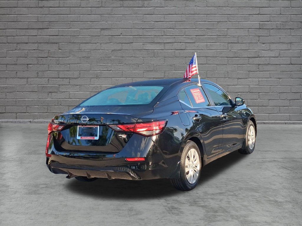 Certified 2025 Nissan Sentra S FWD image 12