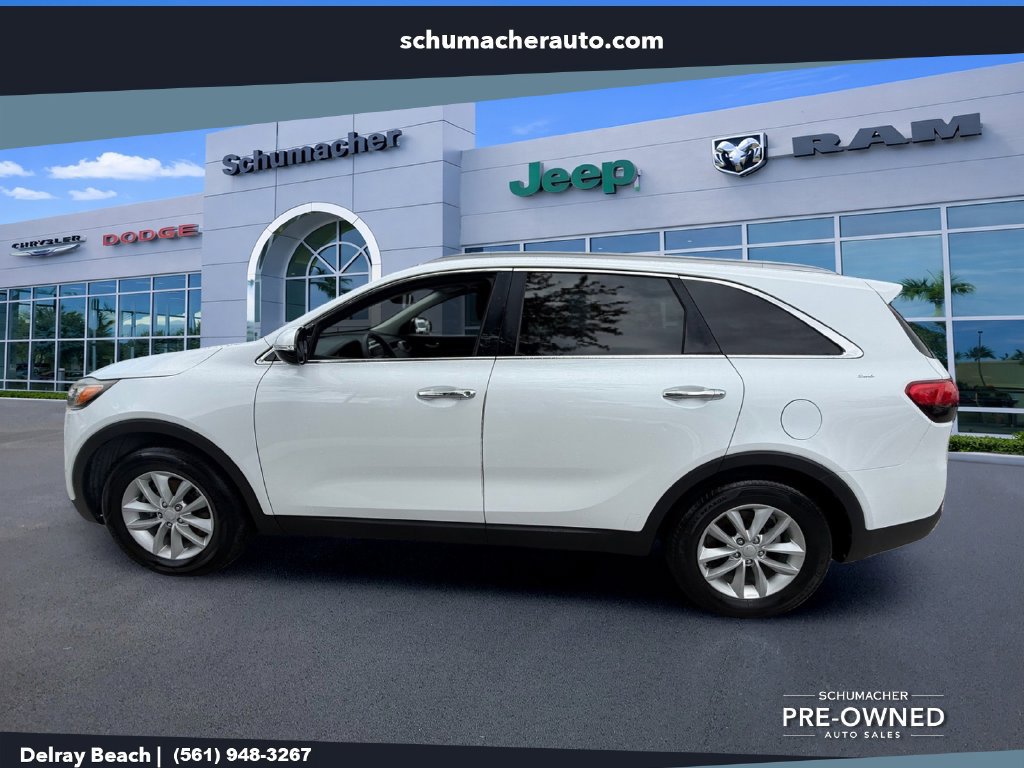 Used 2017 Kia Sorento LX FWD image 4