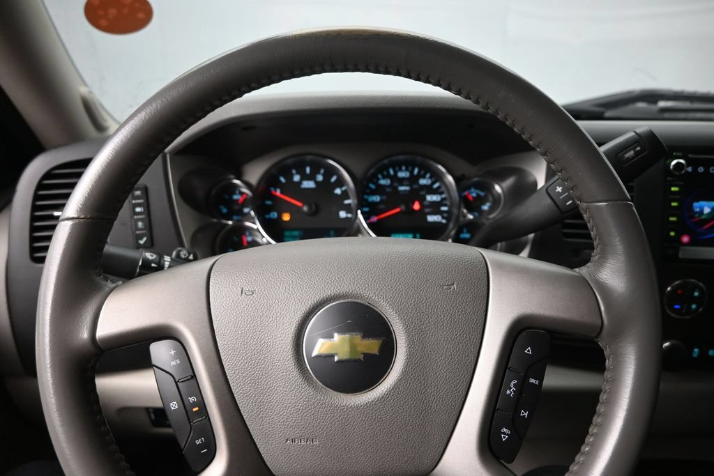 Used 2013 Chevrolet Silverado 2500 LT w/ Custom Sport Truck Package RWD image 13