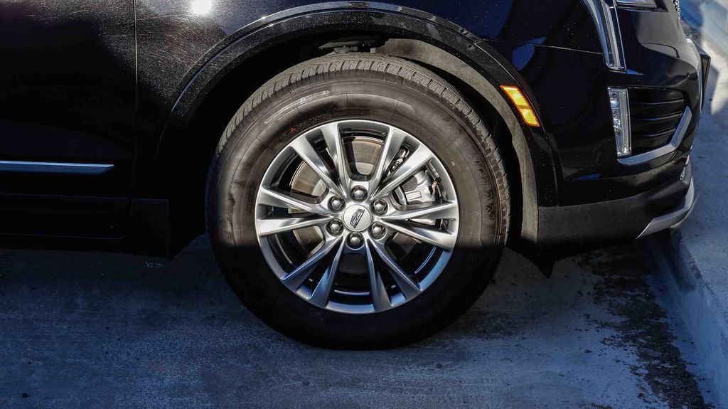 Used 2023 Cadillac XT5 Premium Luxury AWD/4WD image 11