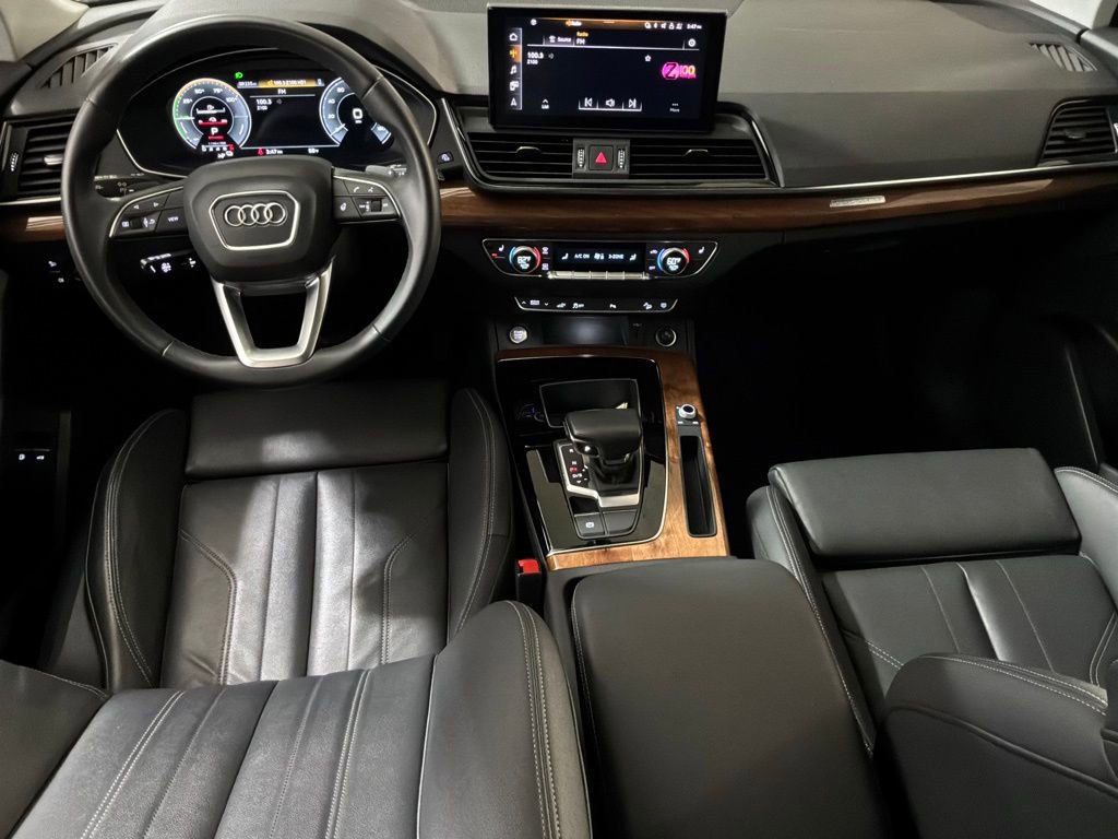 Used 2023 Audi Q5 e Premium w/ Convenience Package image 19