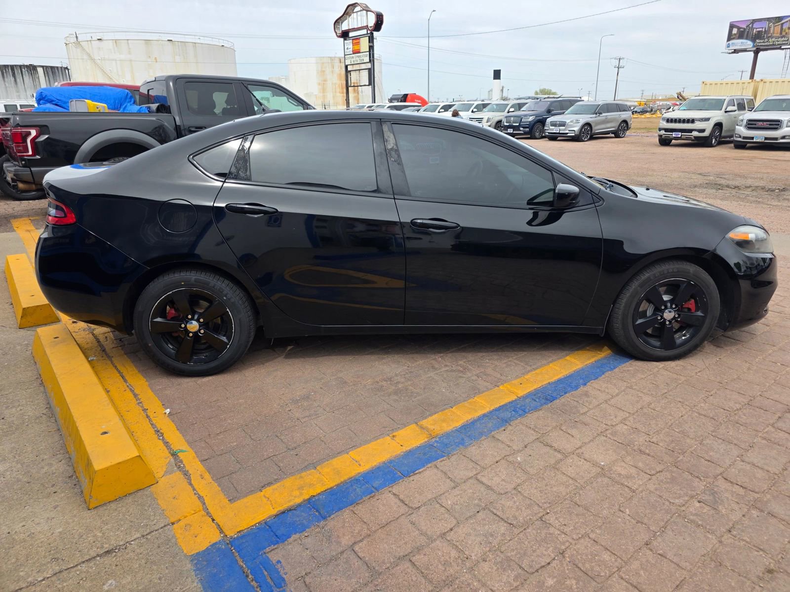 Used 2015 Dodge Dart SXT FWD image 4