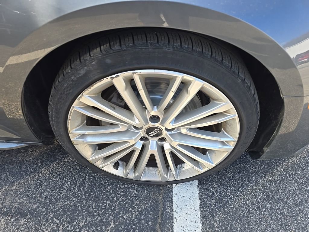 Used 2017 Audi A4 2.0T Prestige w/ Prestige Package image 10