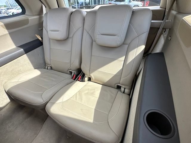 Used 2014 Mercedes-Benz GL 550 4MATIC image 36
