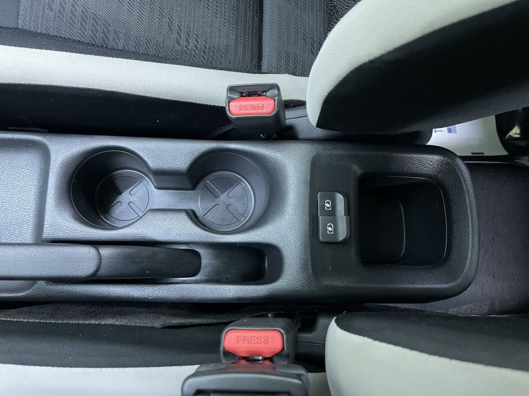 Used 2021 Nissan Versa SV image 25