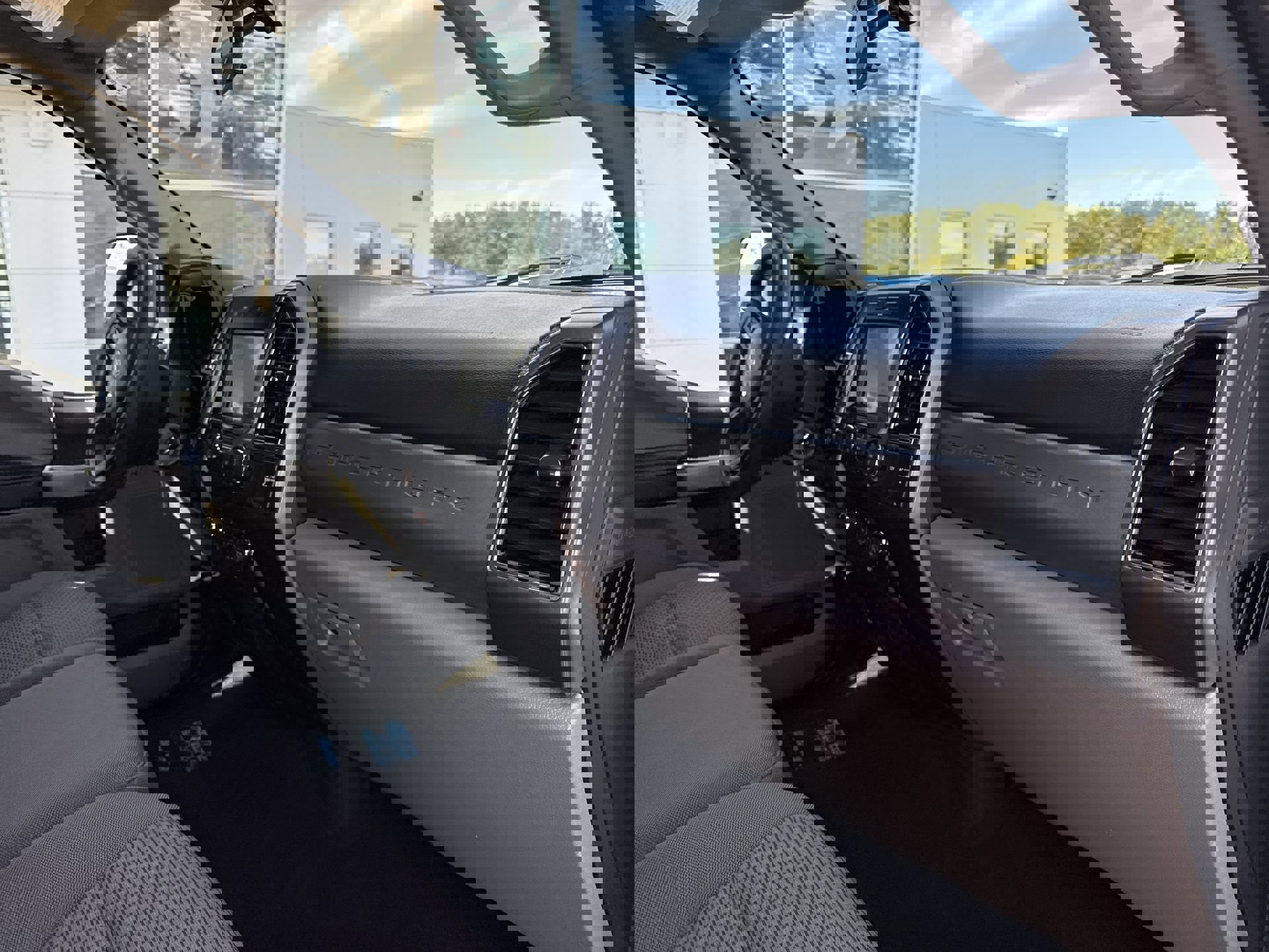 Used 2022 Ford F250 XLT image 25