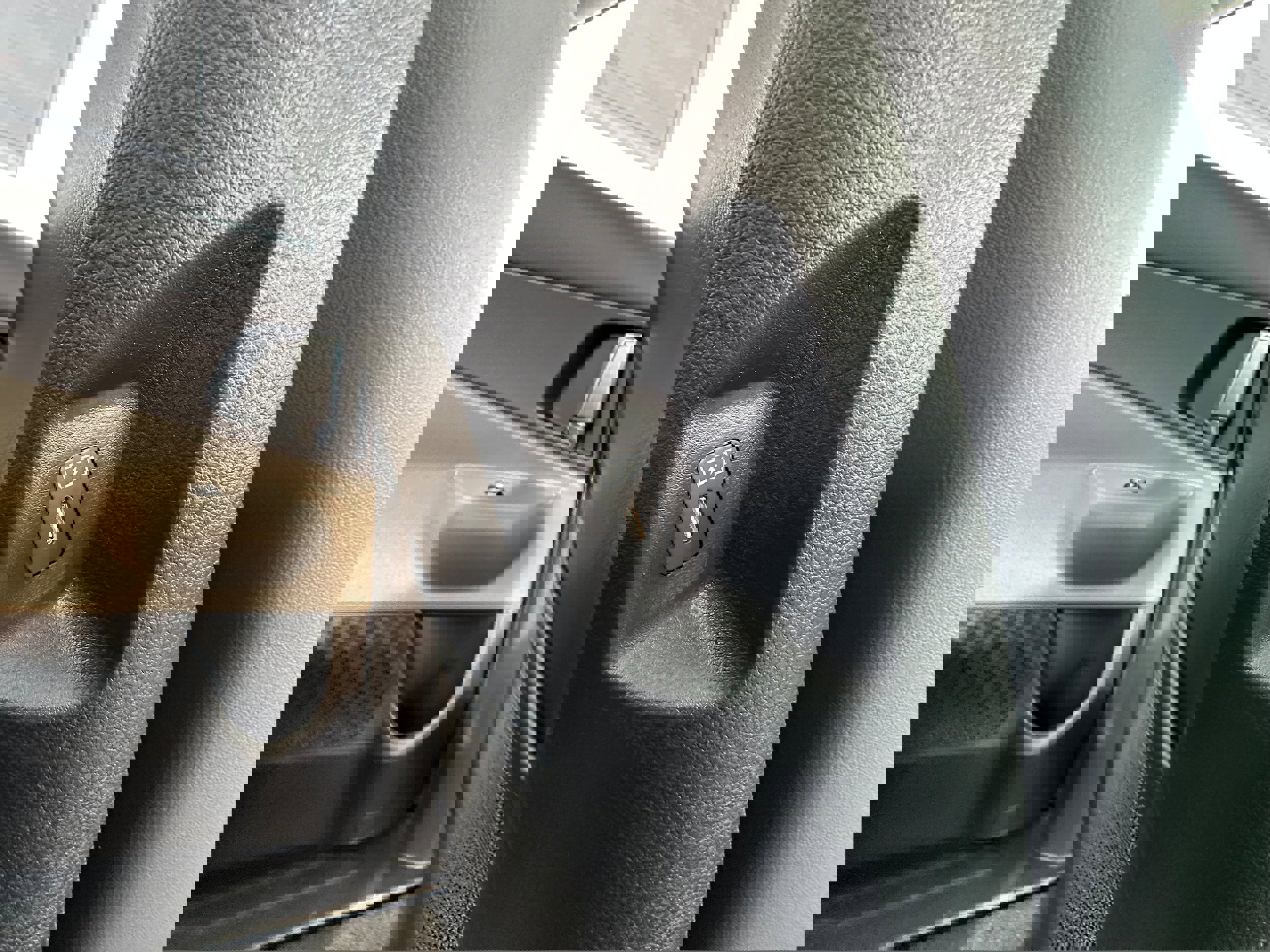 New 2026 Kia Carnival SX image 25