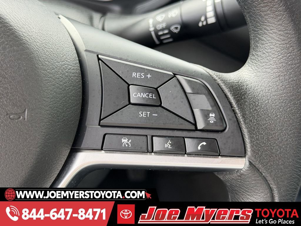 Used 2025 Nissan Sentra SV image 23