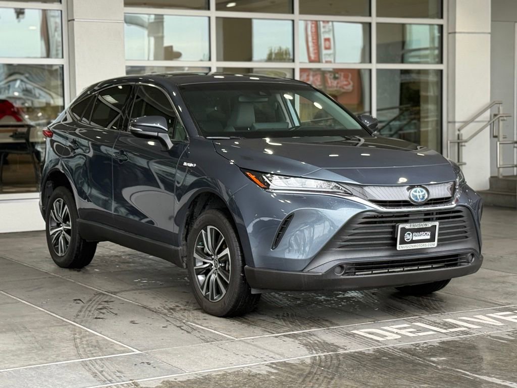 Certified 2021 Toyota Venza LE w/ Carpet Mat Package (TMS) image 7