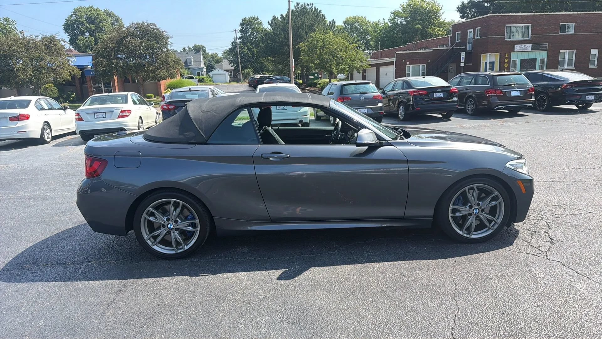 Used 2016 BMW M235i xDrive Convertible AWD/4WD image 12