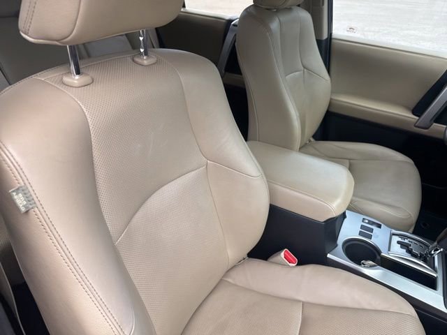 Used 2019 Toyota 4Runner Limited AWD/4WD image 17