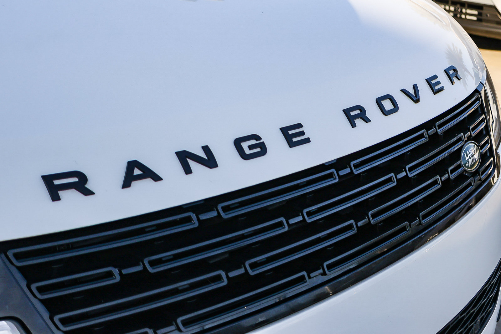 Certified 2024 Land Rover Range Rover Sport Dynamic SE AWD/4WD image 9