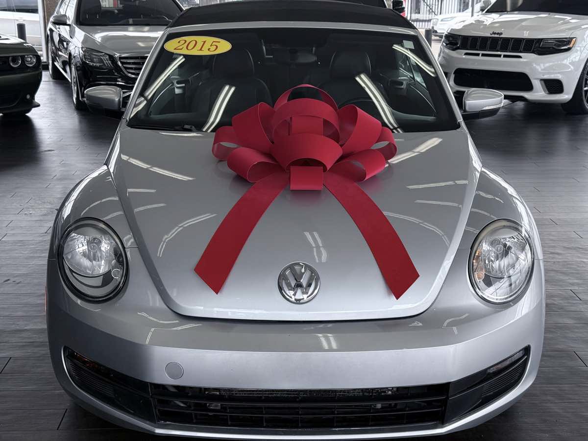 Used 2015 Volkswagen Beetle 1.8T FWD image 18