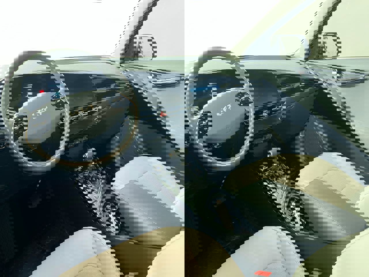 Certified 2023 Kia Niro EX image 31