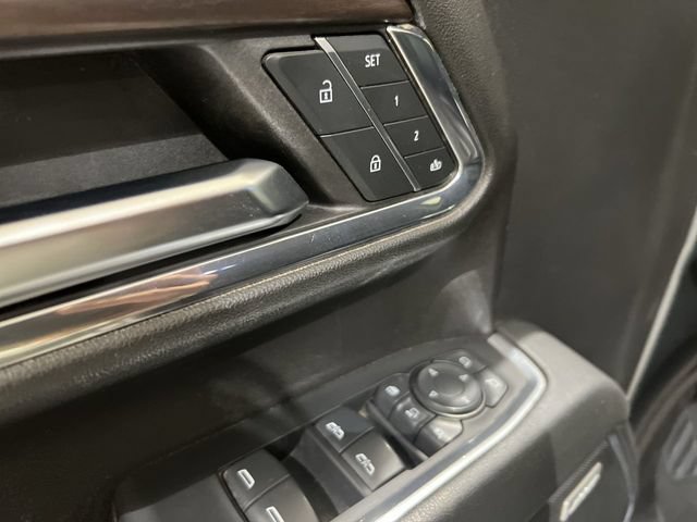 Used 2024 GMC Sierra 3500 SLT w/ SLT Convenience Package AWD/4WD image 22