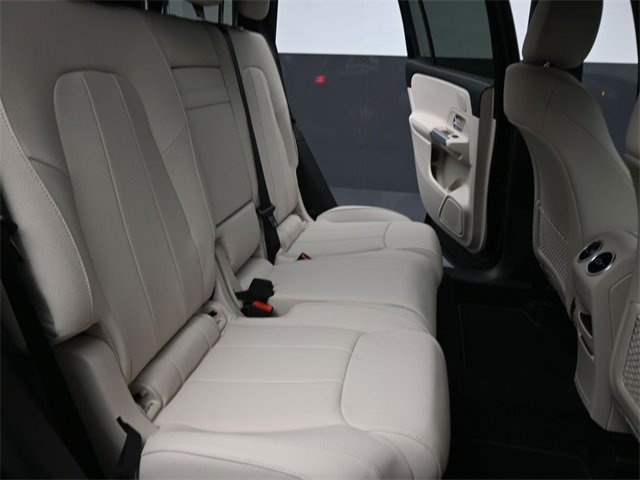 New 2026 Mercedes-Benz GLB 250 image 24