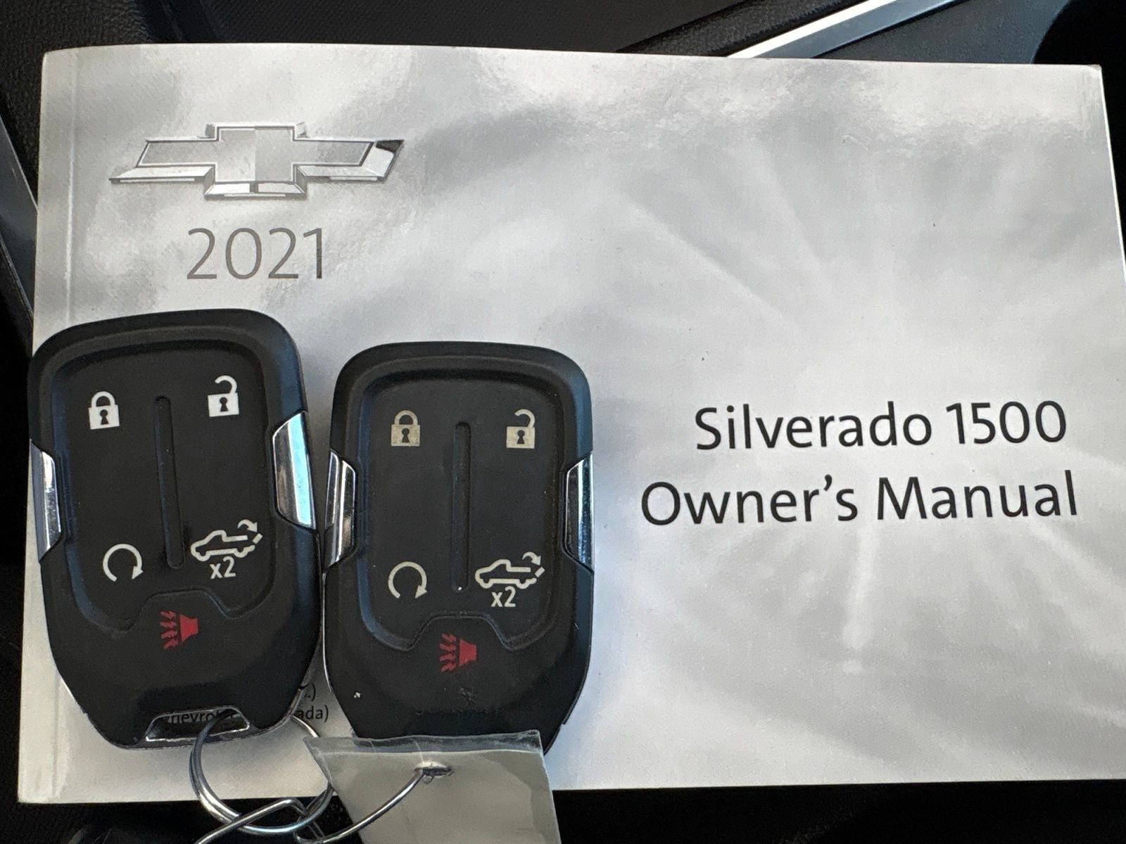Used 2021 Chevrolet Silverado 1500 LT Trail Boss AWD/4WD image 32