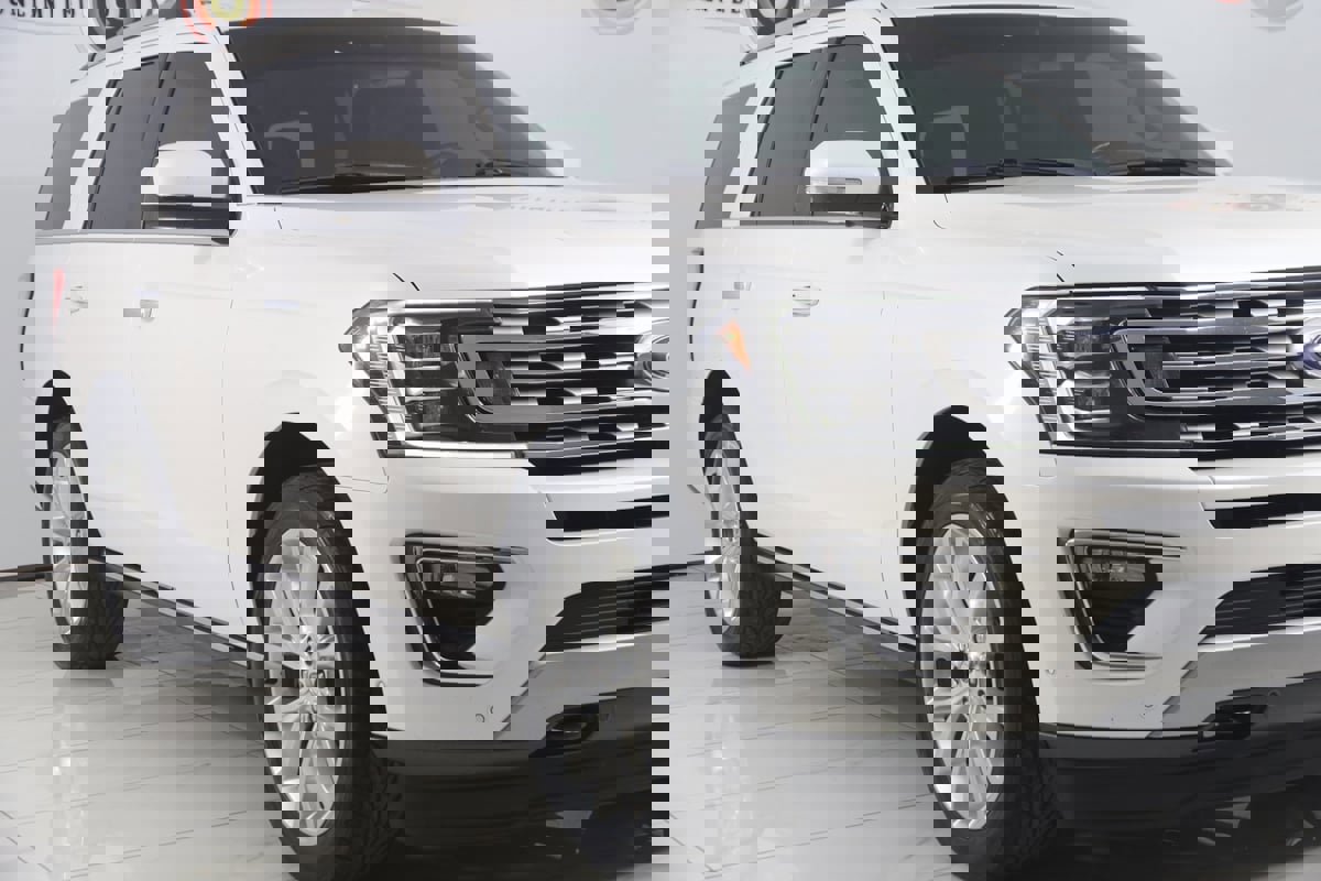 Used 2018 Ford Expedition Limited w/ Equipment Group 302A image 40