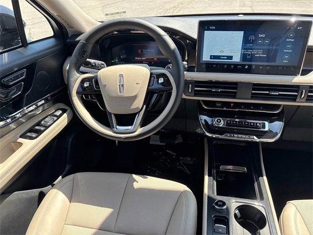 New 2025 Lincoln Corsair Grand Touring w/ Jet Appearance Package image 15