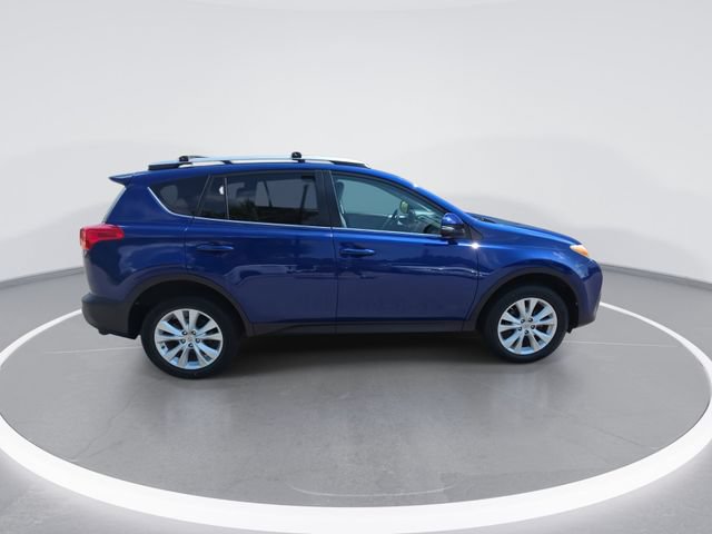 Used 2015 Toyota RAV4 Limited w/ Technology Package FWD image 9
