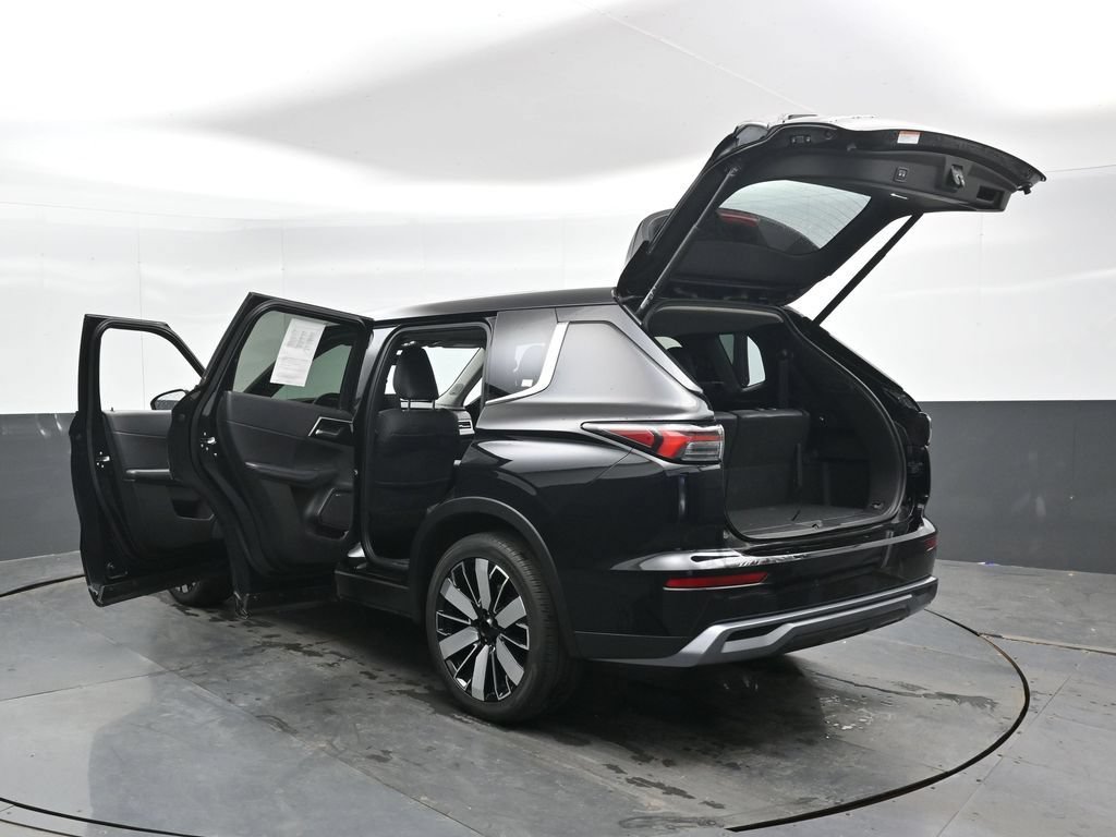 Used 2025 Mitsubishi Outlander SE AWD/4WD image 50