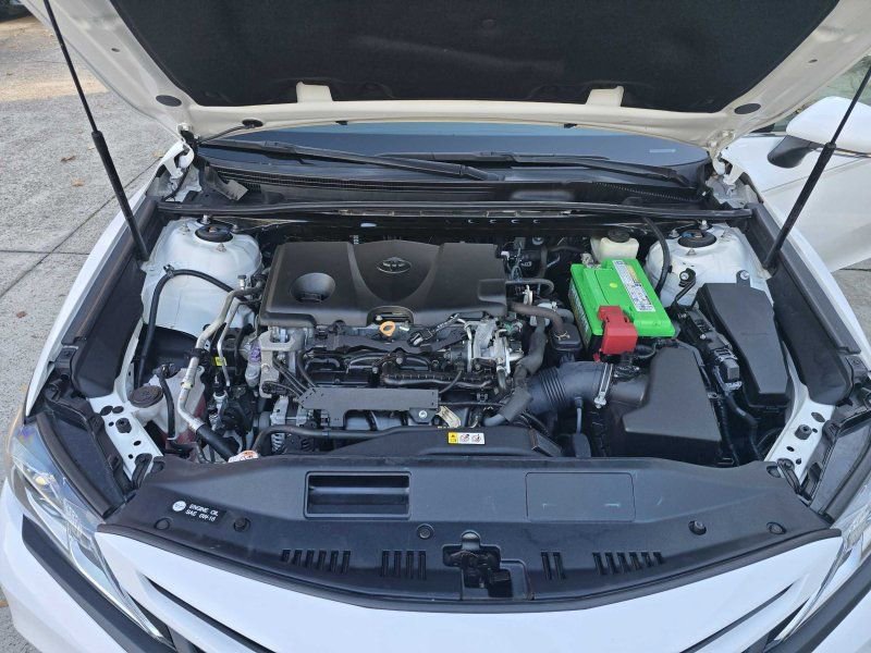 Used 2018 Toyota Camry SE image 36