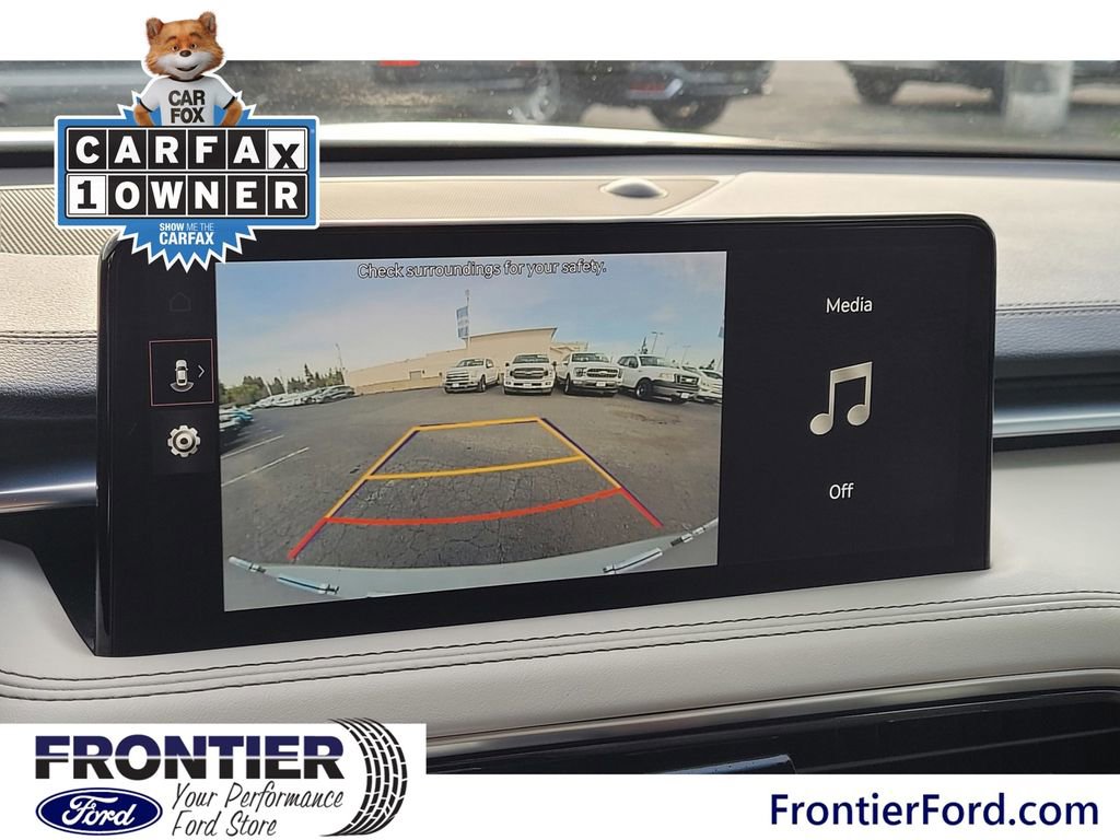 Used 2024 Genesis G70 2.5T image 23