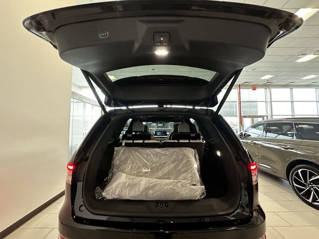 Certified 2025 Lincoln Aviator Black Label image 43