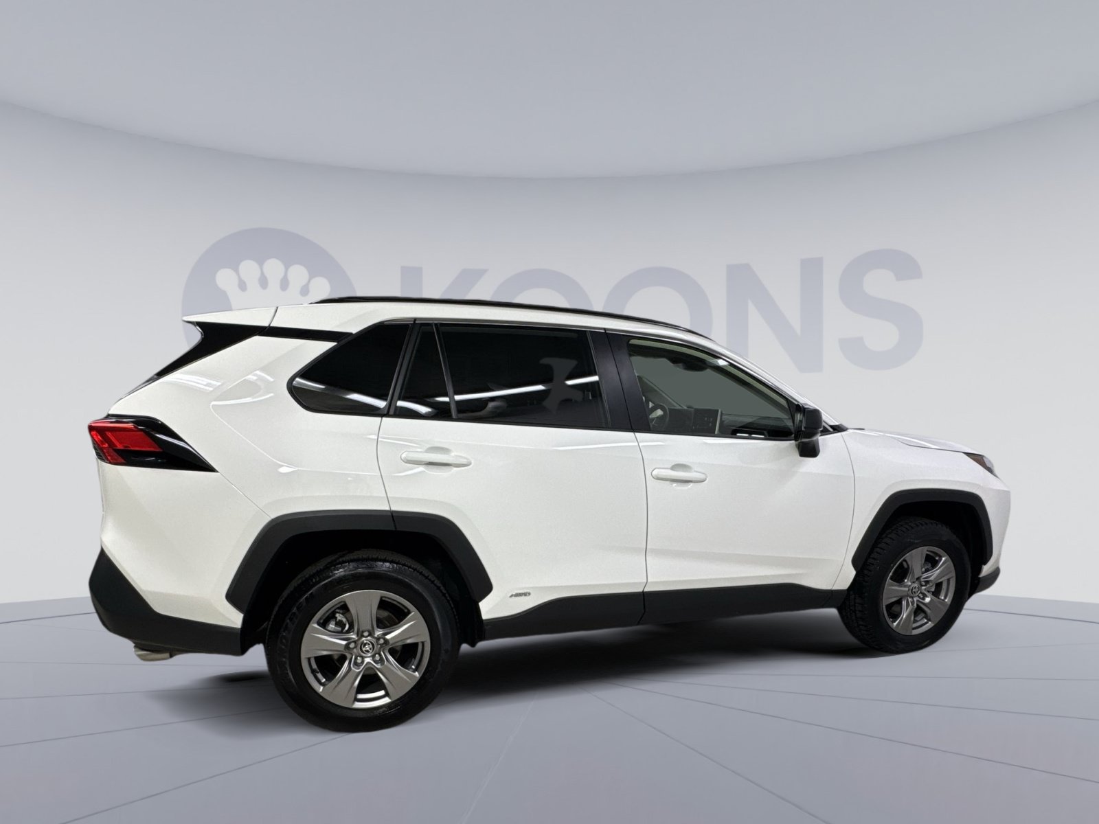 Used 2025 Toyota RAV4 LE AWD/4WD image 21