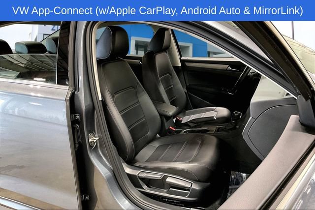 Used 2020 Volkswagen Passat 2.0T SE image 27