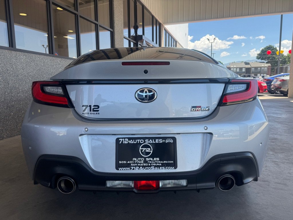 Used 2024 Toyota GR86 image 33