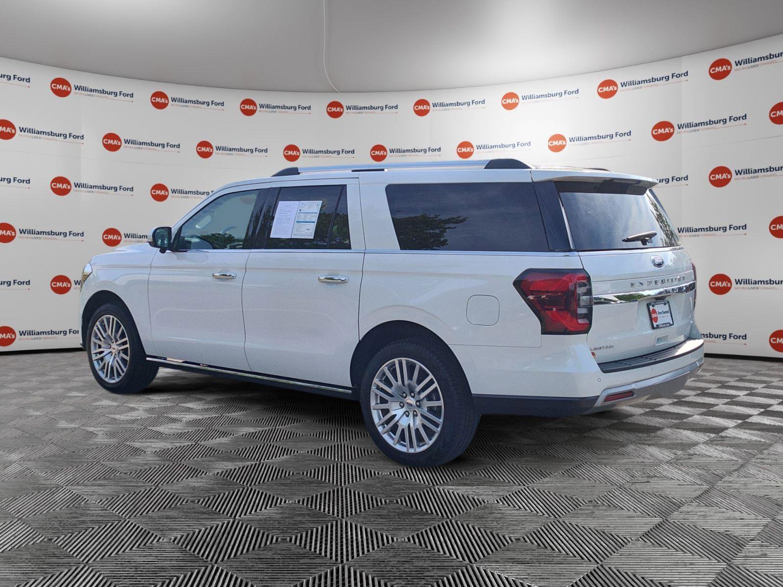 Used 2024 Ford Expedition Max Limited image 3