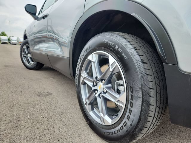 Used 2024 Chevrolet Blazer LT FWD image 17