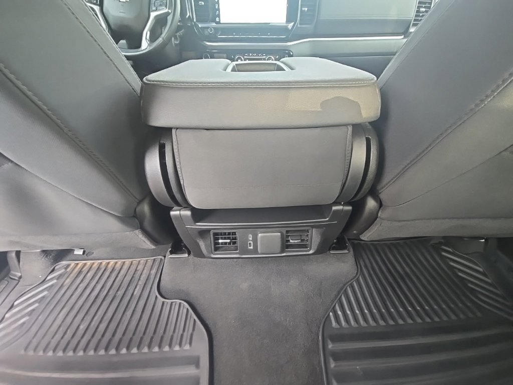 Used 2025 Chevrolet Silverado 2500 LT w/ Convenience Package AWD/4WD image 34