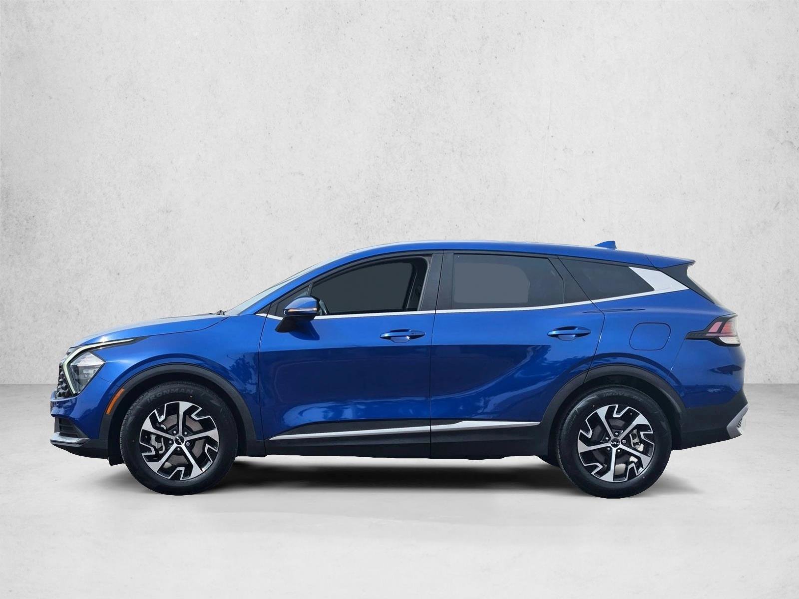 Used 2023 Kia Sportage EX FWD image 9