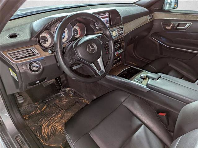 Used 2014 Mercedes-Benz E 250 BlueTEC Sedan image 10